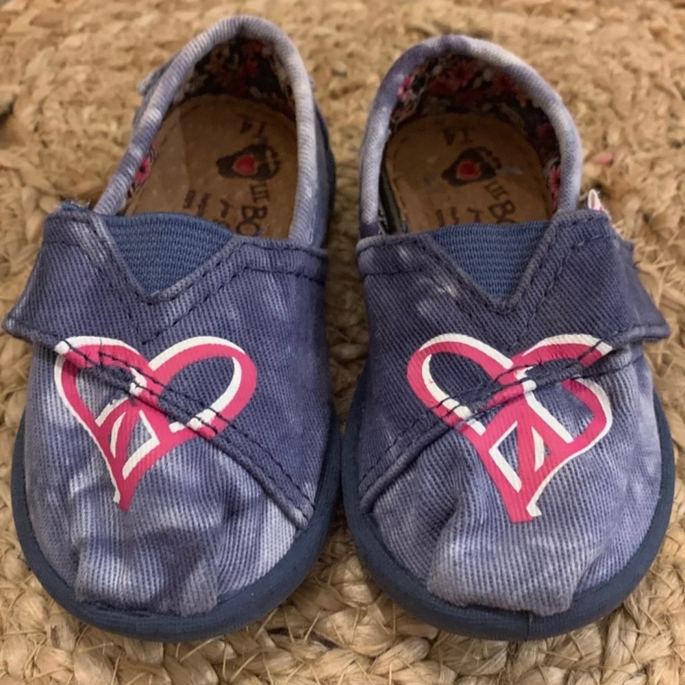 Lil Bobs for sketchers